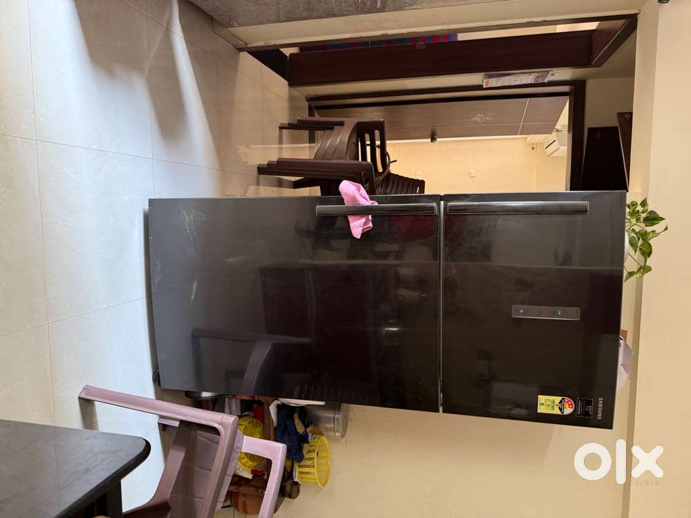 Samsung 670L , double door fridge