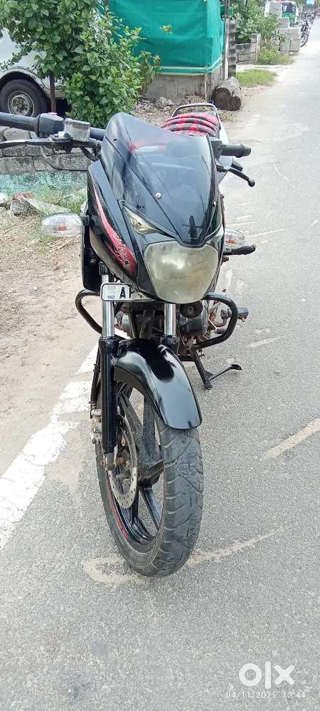 Bajaj pulsar 2017 model
