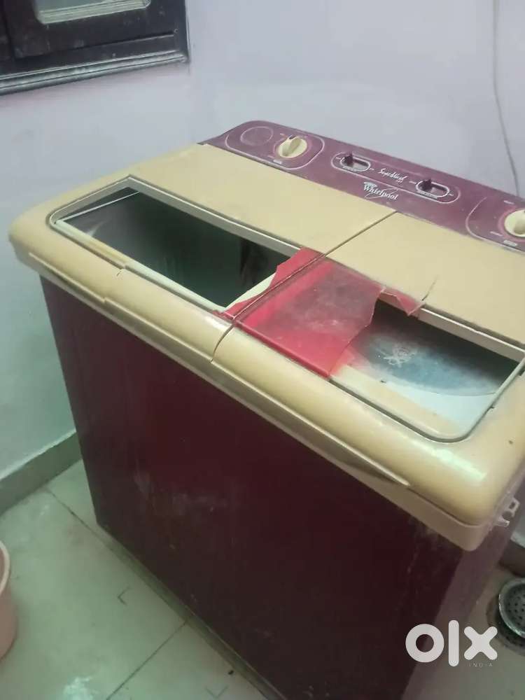 Whirlpool Semi automatic 7 kg