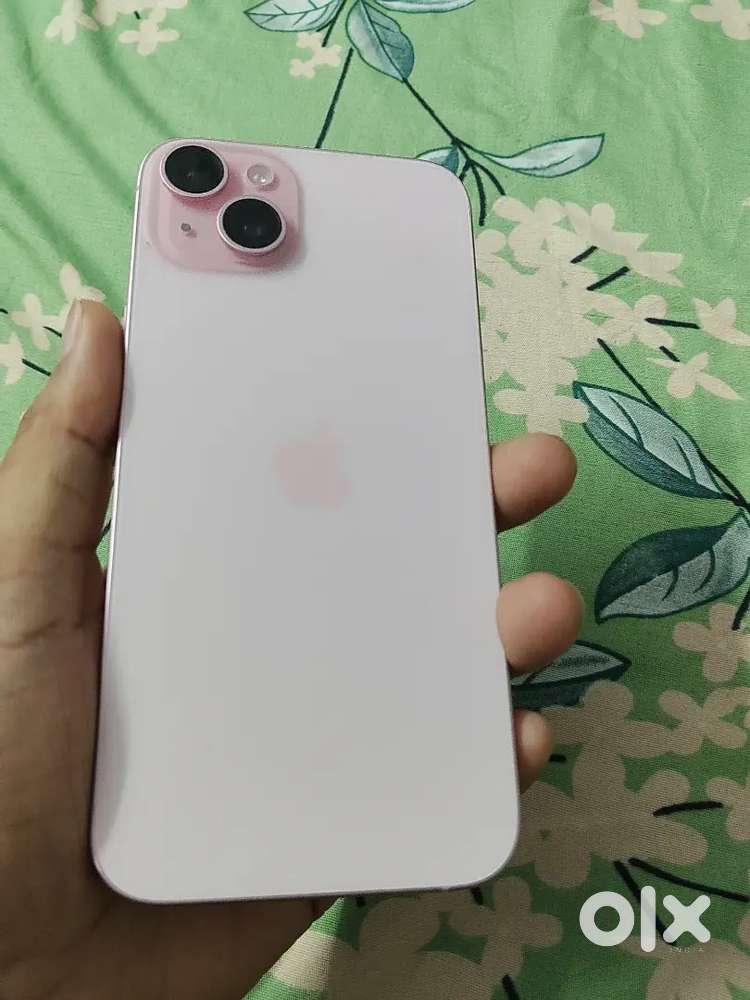 Iphone 15 plus 256 gb pink 6 month apple care plus left