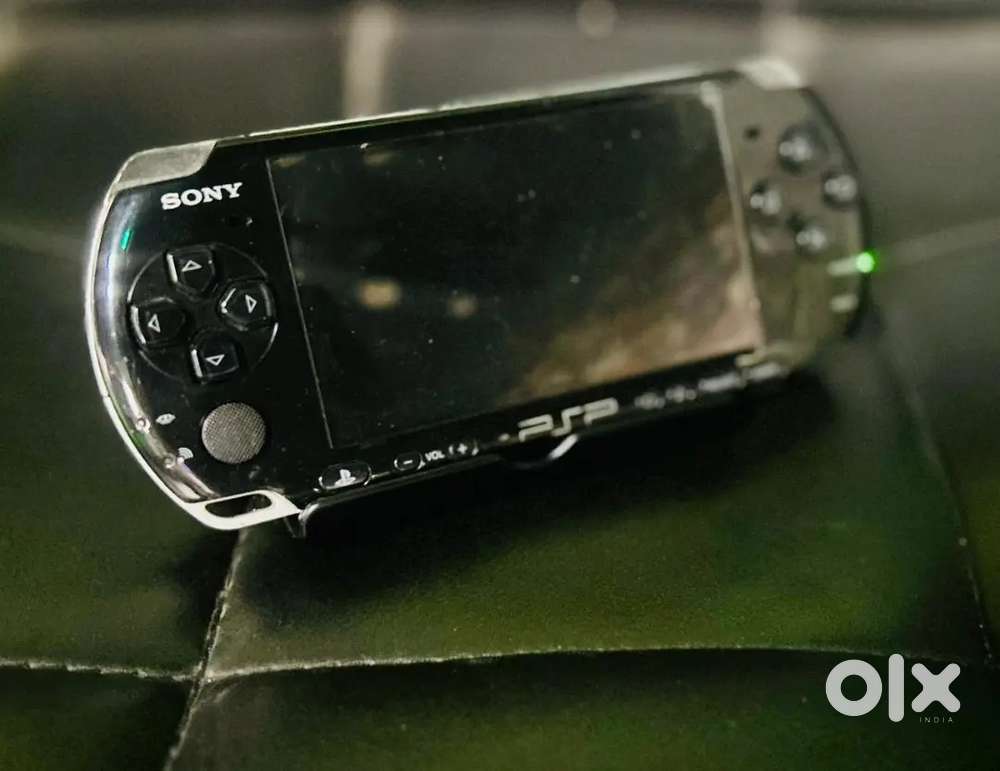 PSP mint Condition with games