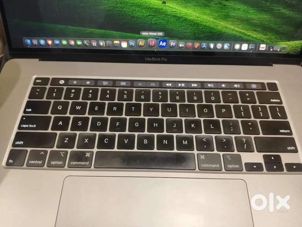 MacBook Pro 16-inch (2019, i9/16GB/1TB)  Original Charger
