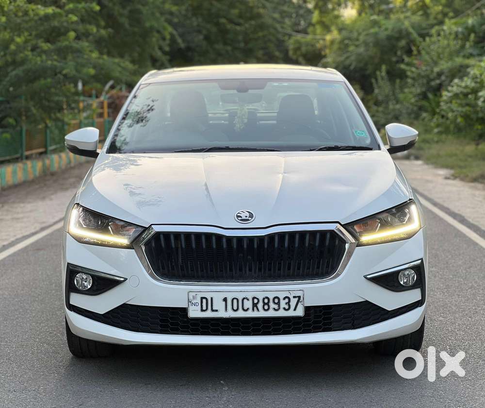 Skoda Slavia Style 1.0L TSI AT, 2022, Petrol