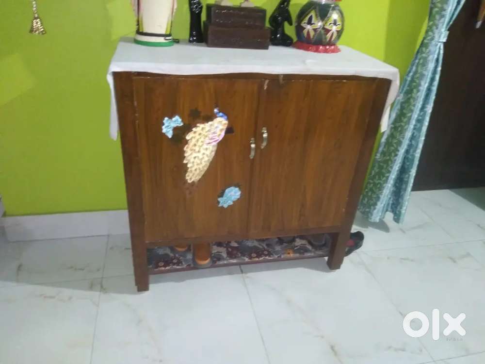 One segun wood show case cum shoe rack sell