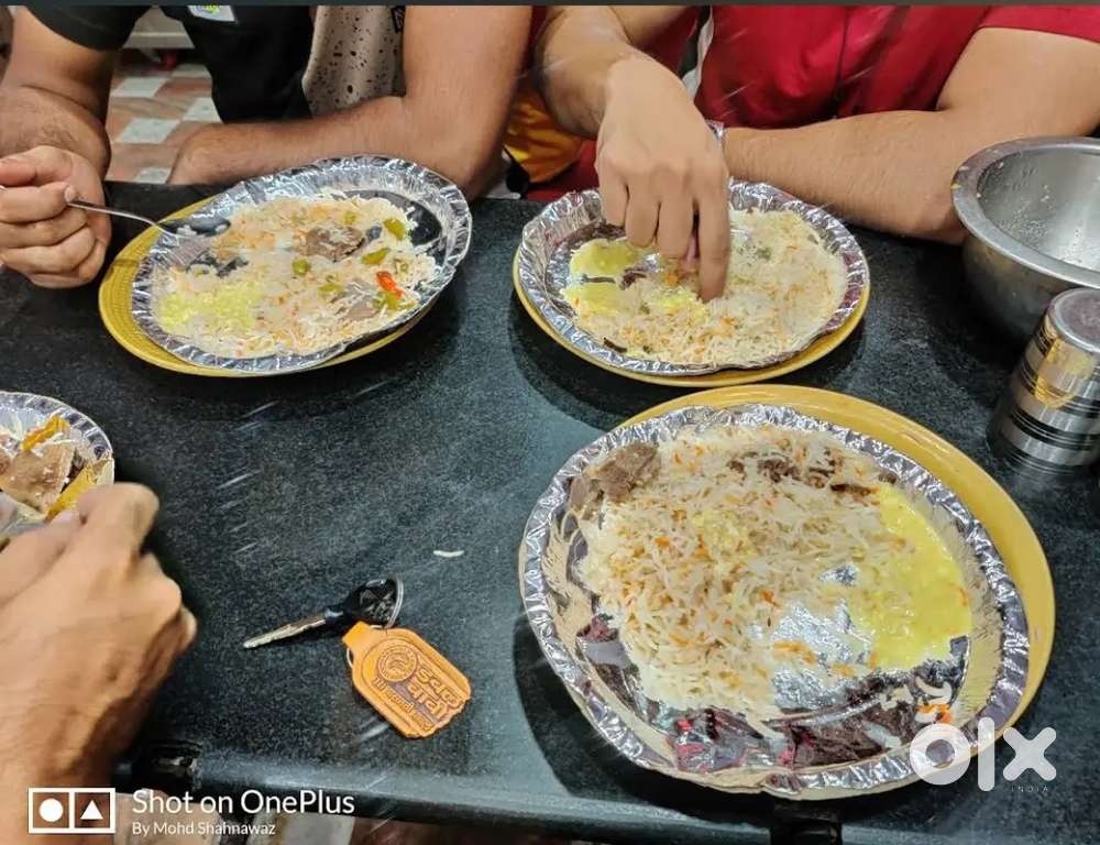 Mujhe Moradabad Biryani banane wala karigar chahie Mumbai mein