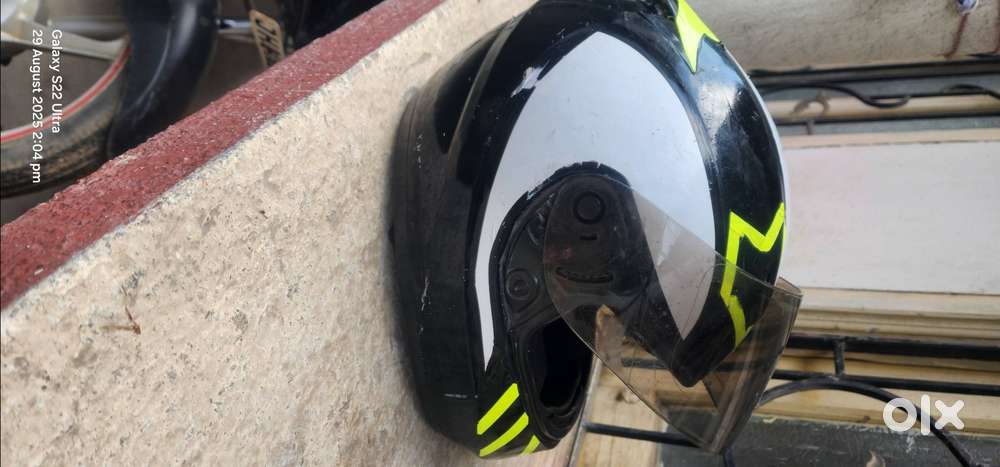 THH HELMET IN GOOD CONDITION