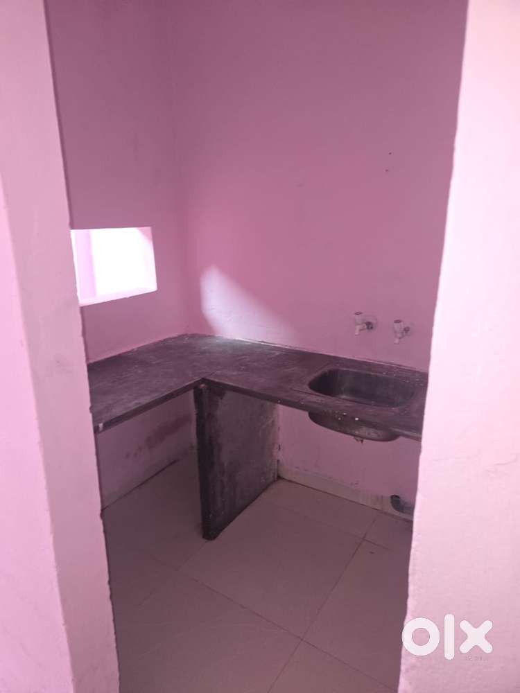 1bhk flat available for rent available for all at new palasiya indore