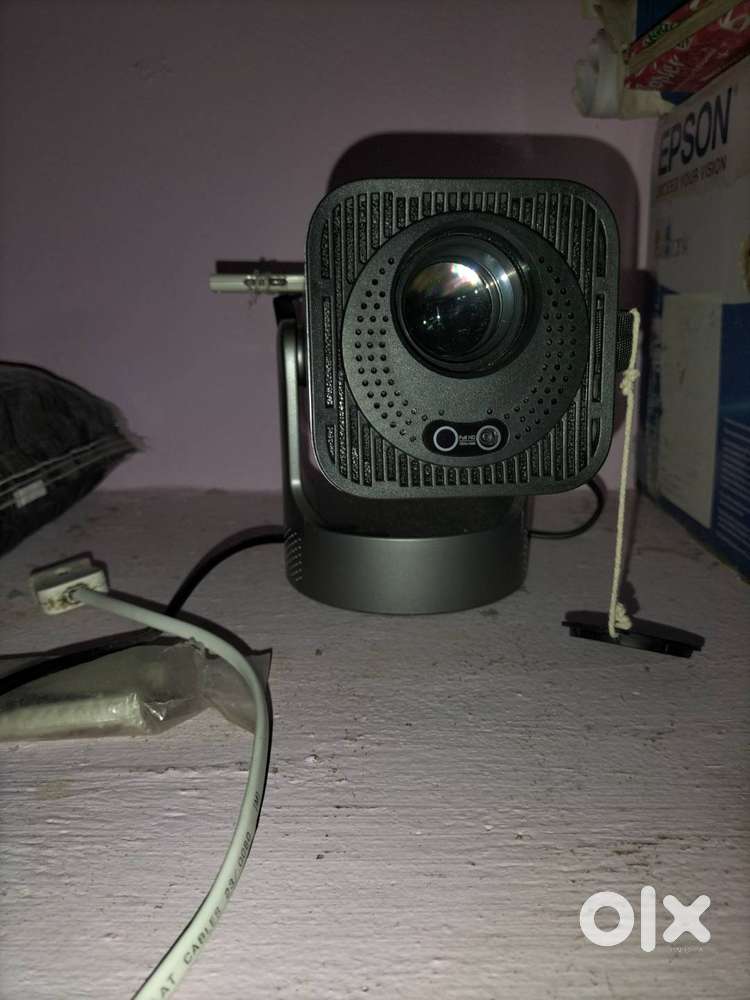 WZATCO Yuva Go Max projector and screen