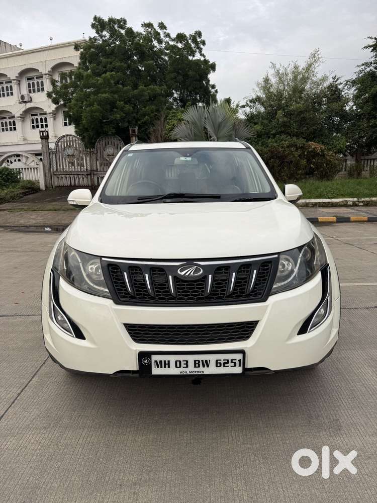 Mahindra XUV500 2.2 W10, 2015, Diesel