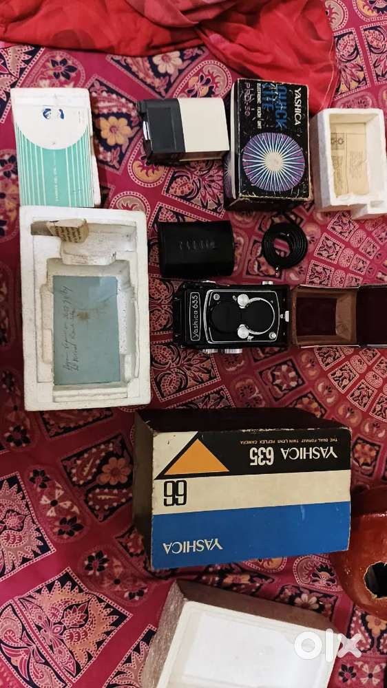 Yashica 635 Camera