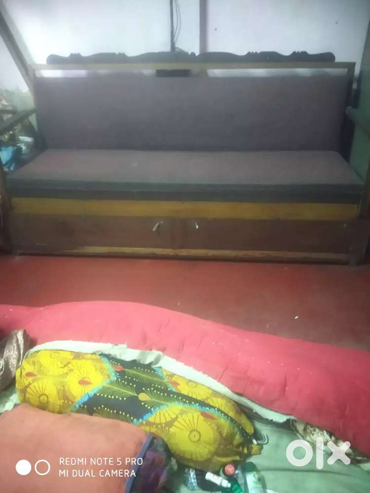 Shegun wood box sofa handcrafted.