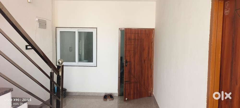 Fully furnished 3 BHK available in Shubhanjalipuram opp.DD Nagar