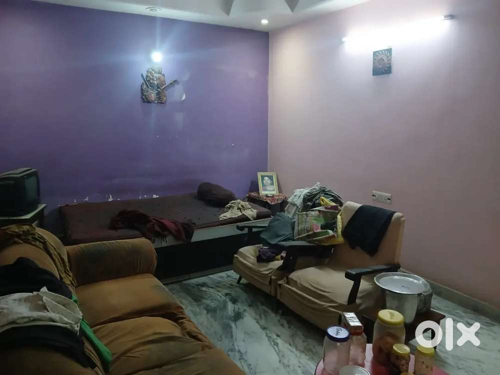 Awesome Flat at less price in prime location