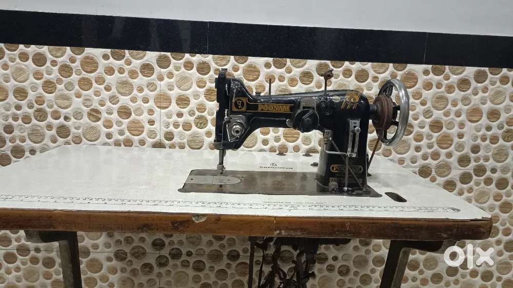 POONAM EMBROIDERY MACHINE