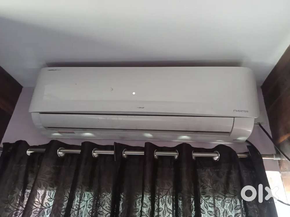 Lloyd 2 ton AC urgent sale