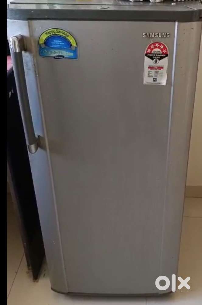 Fridge and washing machine