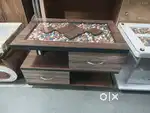 Royal centre table