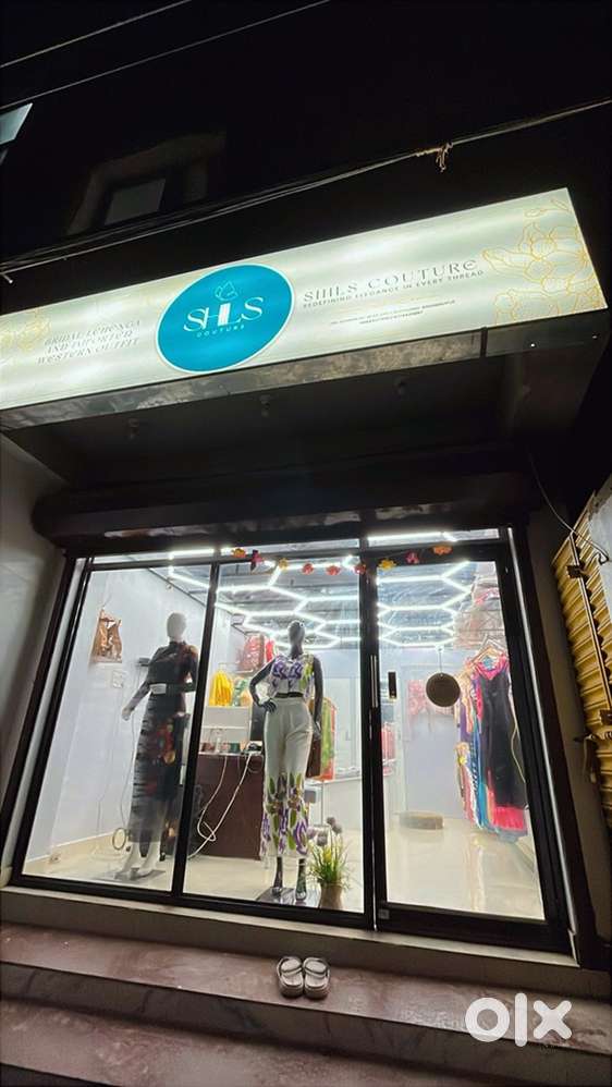Hiring Sales Staff – Shils Couture
