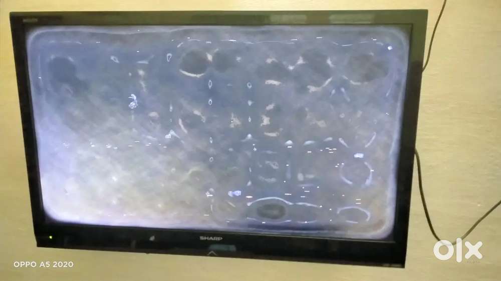 Sharp 32 inch tv and grinder 4,