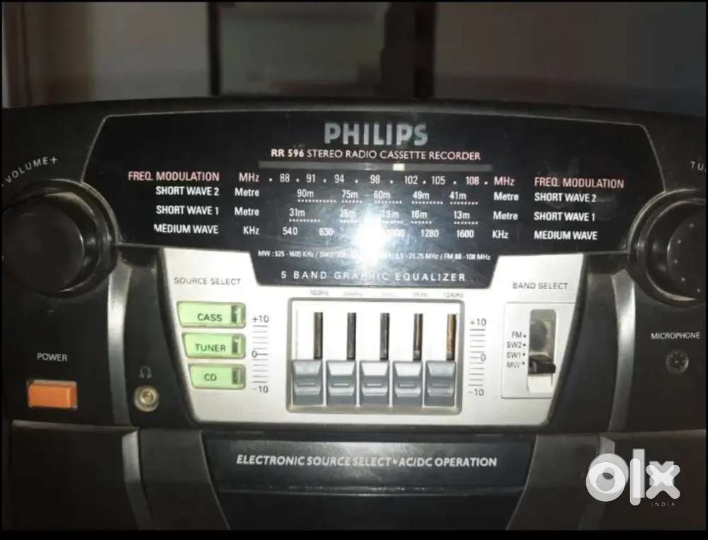 Philips Stereo and 2+ 1 speakers