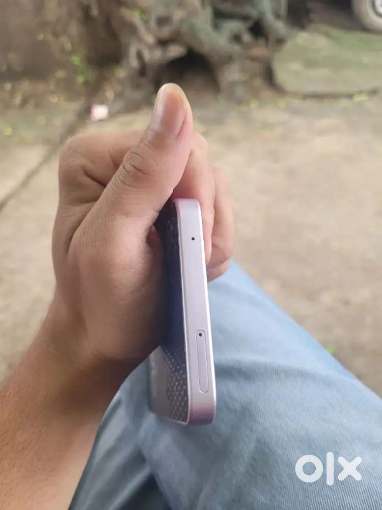 SAMSUNG A 35