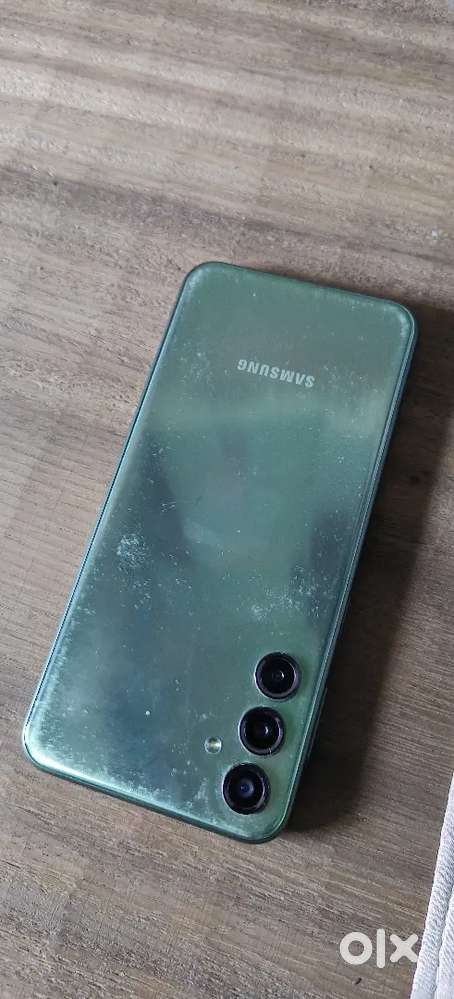 F34 ,5g, 1year phone