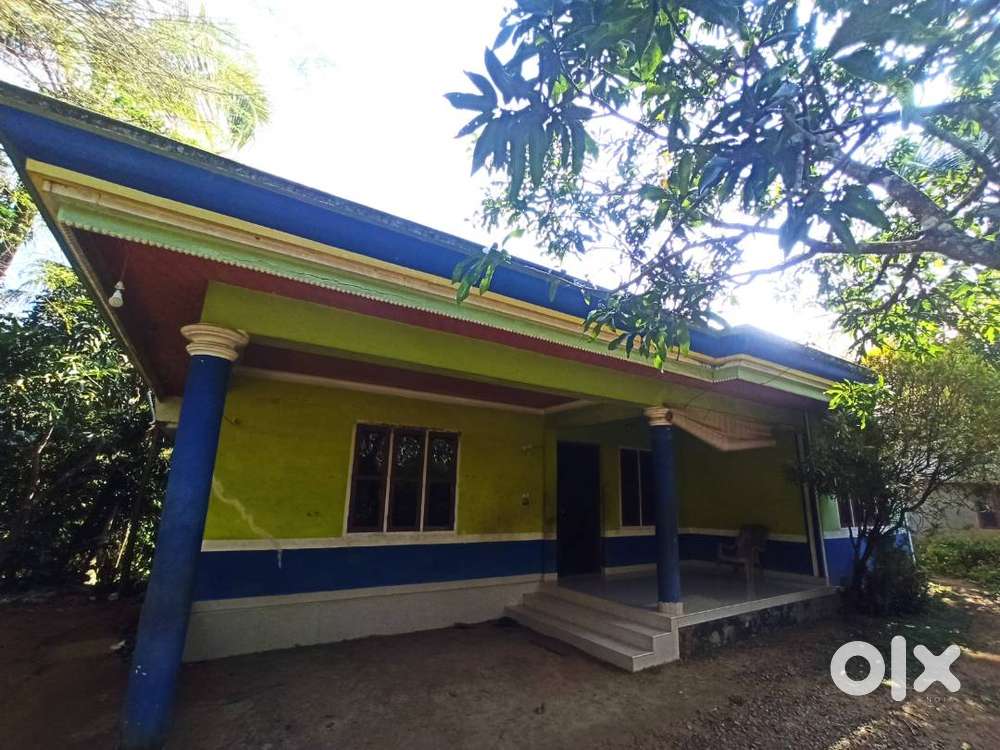 15 cent plot and house for sale at mannamangalam, thrissur