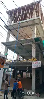 Commercial Space Suitable for Shops, Offices & Restaurants