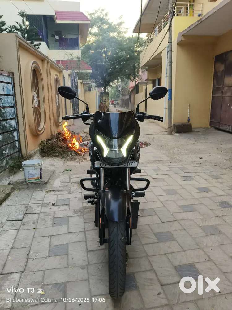 Hero Glamour xtec