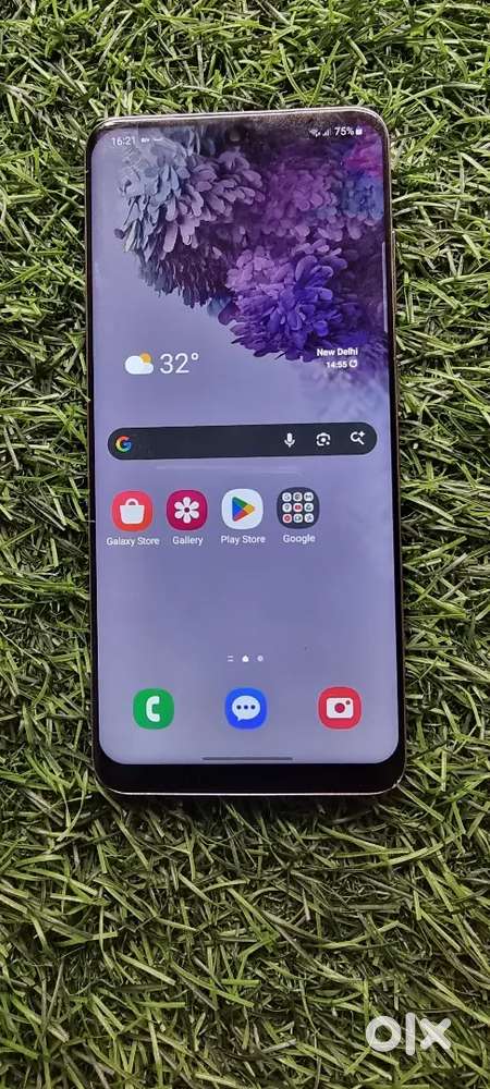 Samsung galaxy s20 8+128 display changed