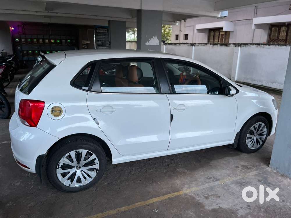Volkswagen Polo 2016 Petrol 100000 Km Driven