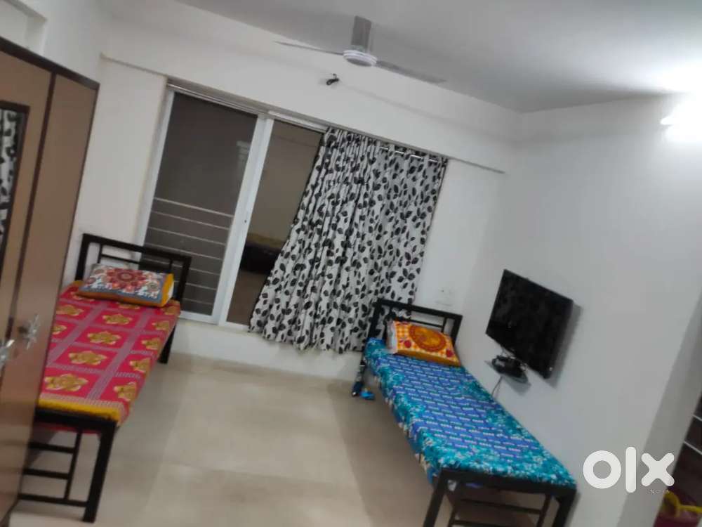Male pg double three sharing accommodation andheri west near railway
