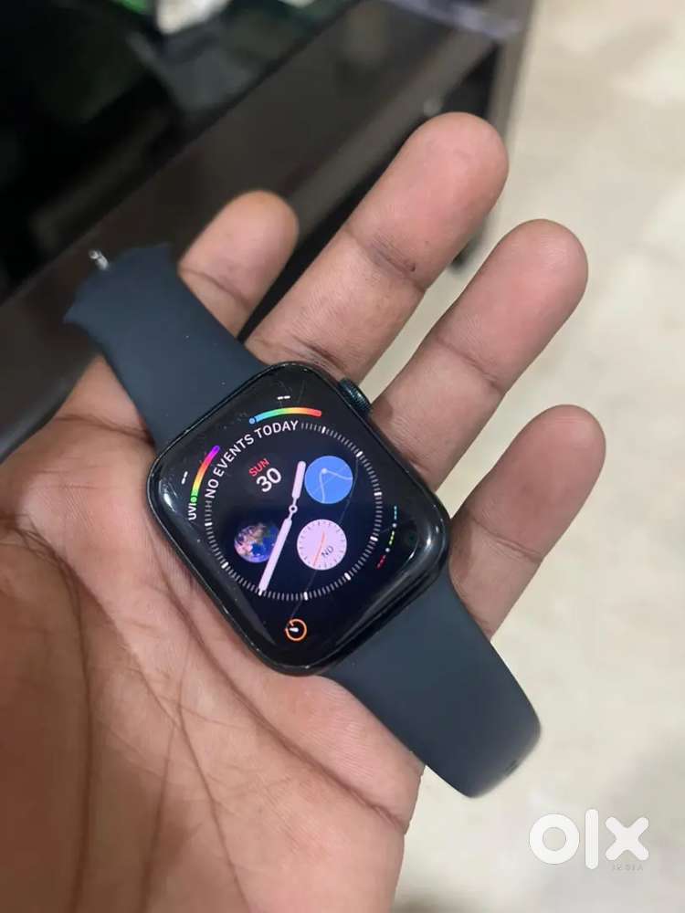 Apple watch series 8 GPS + Cellular 45mm