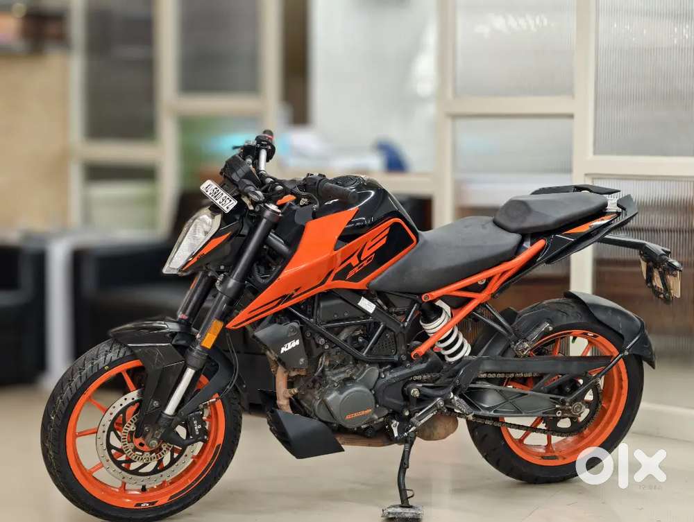 KTM DUKE 200 BS6