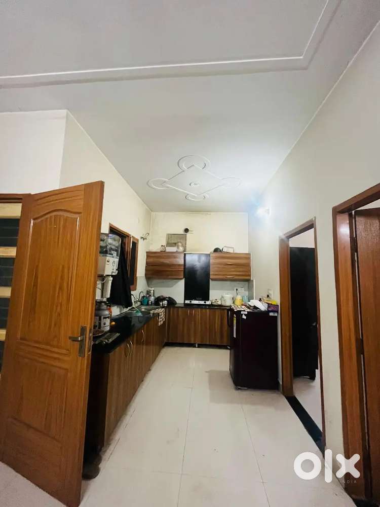 2bhk house floor independent kharar