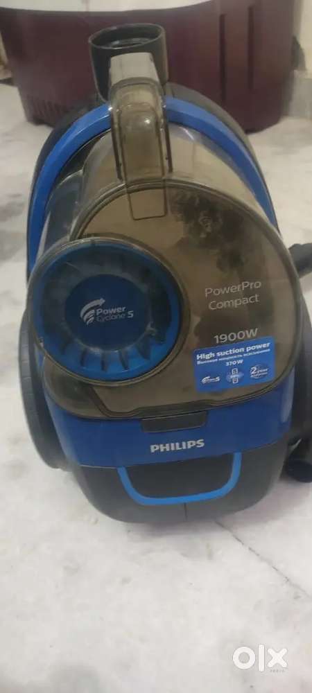 New condition 2 vacuum cleaner Philips & ultimate company