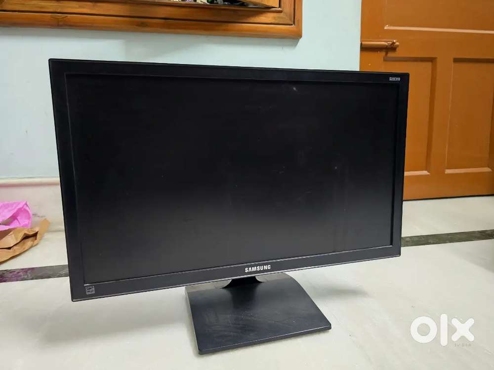 SAMSUNG SE310 Full HD LED Monitor 22 1080p