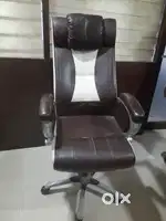 2 big and 2 small chair