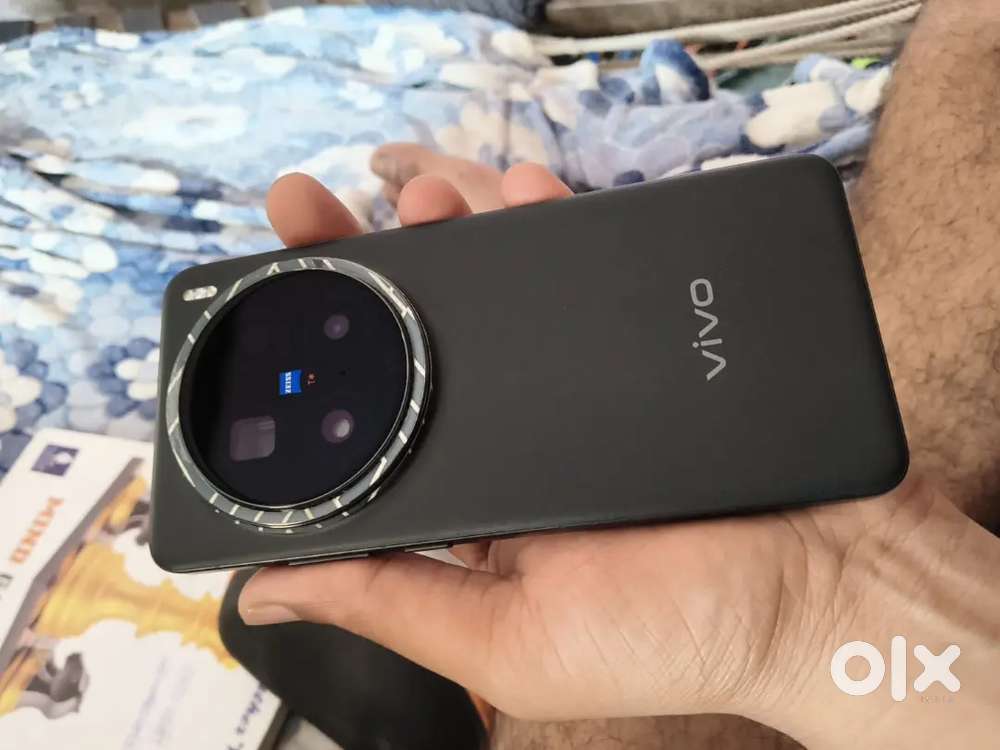 Vivo X200 pro just 2 months 15 days old