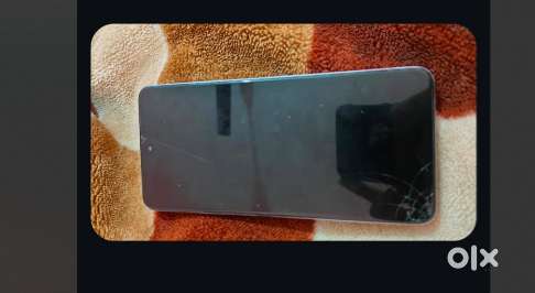 urgent sell 5 G PHONE 1 YEAR OLD