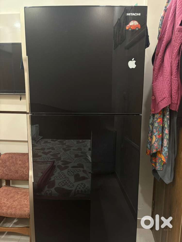 Hitachi 382L Double door black refridgerator