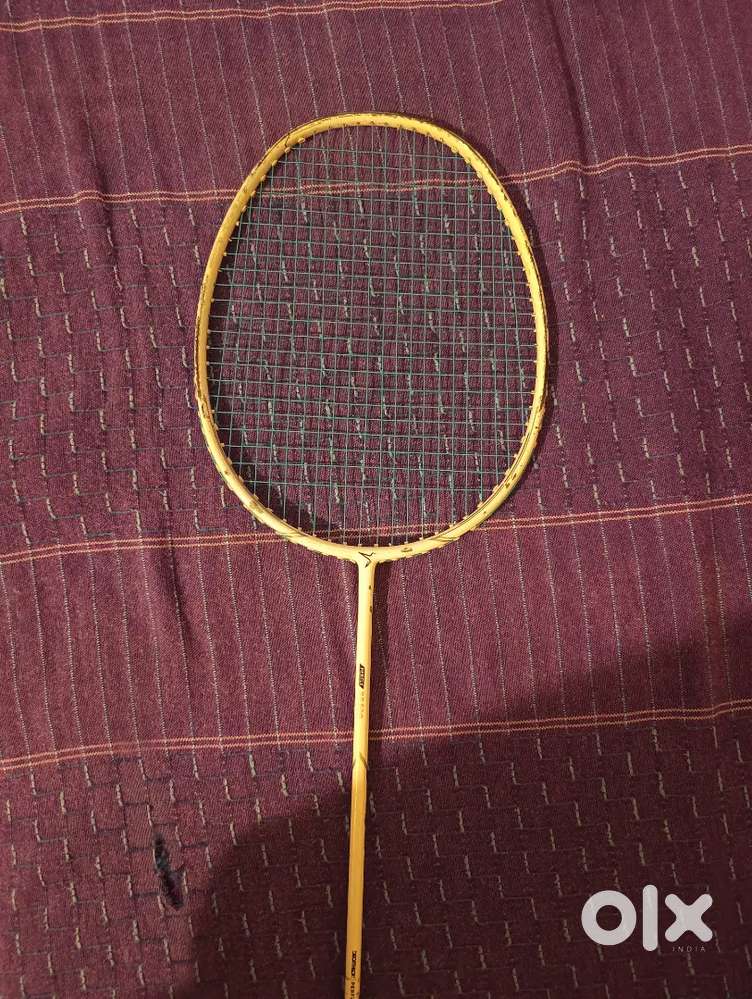 Strung badminton racket perfume 21 lbs tension