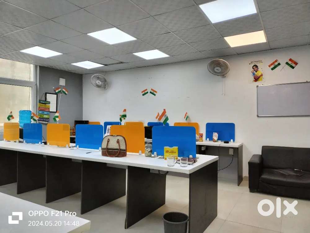 14workstion+2cabin+comman reception fully furnished office for rent