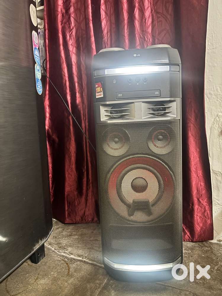 LG X-Boom 1000W Bluetooth party speaker with mic bass blast EQ