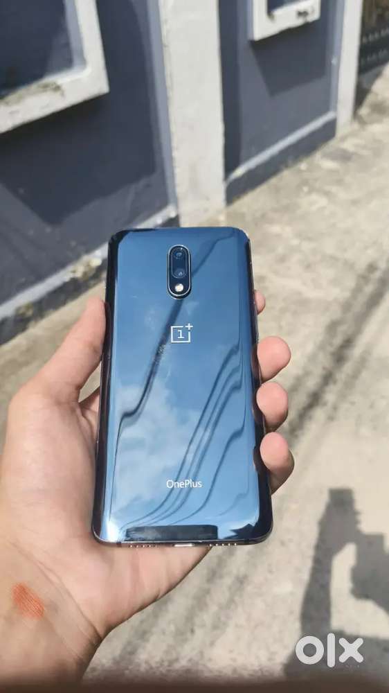 ONE PLUS 7 POWERED BY SNAPDRAGON 855
