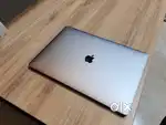Apple Macbook Pro i7/16/512GB/5.5GB Graphics