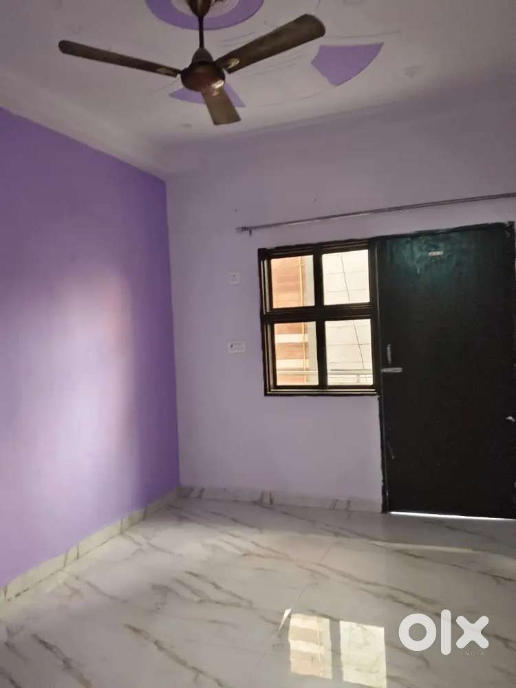 2bhk semi furnished flat for rent near uttam nagar West