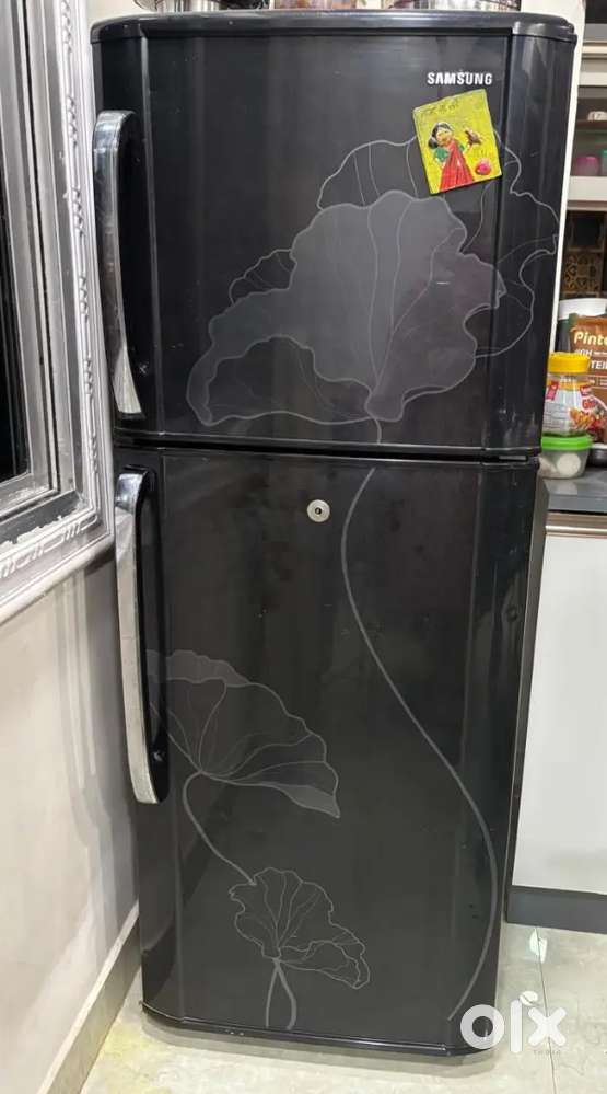 SAMSUNG FRIDGE
