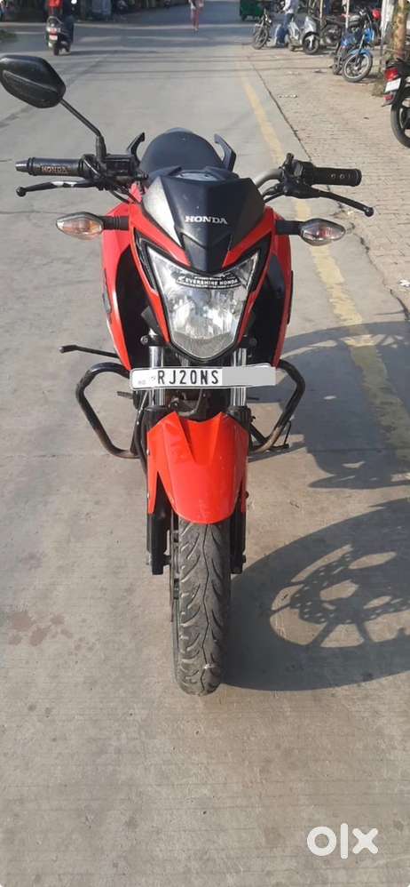 Honda CB Hornet 160 R, Dec 2017 model, mint condtion