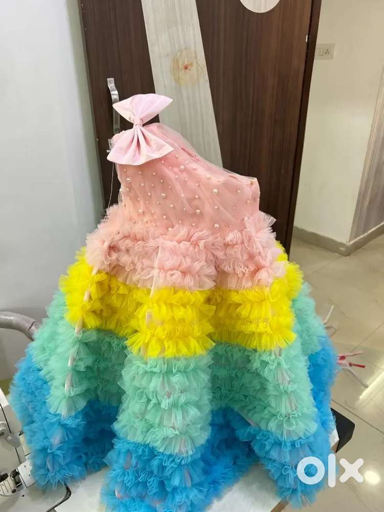 Ladies stitching work from home